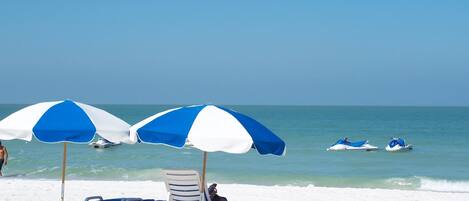 Sulla spiaggia