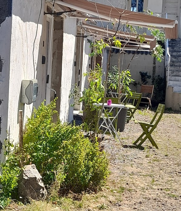 Esterni