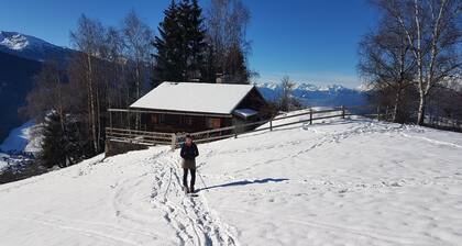 Hütte zum Skifahren oder Wandern