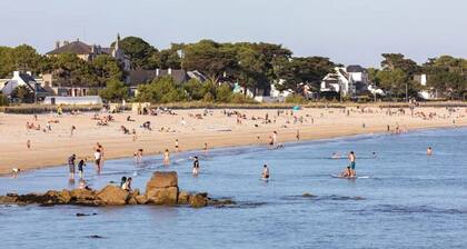 Carnac plage, comfortable T2 with terrace and parking 3mn from Grande-Plage