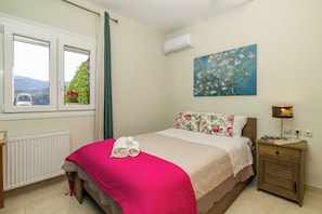 1 bedroom, iron/ironing board, WiFi, bed sheets - Phevos seaview apartment (ARGOSTOLI)