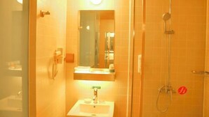 Bathroom - Jinjiang Inn Select (Taiyuan Pingyang Road) (Taiyuan)