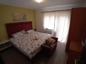 6 Schlafzimmer, Bügeleisen/Bügelbrett, WLAN, Bettwäsche