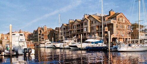 Club Wyndham Newport Onshore 2 bedrooms with 2 baths