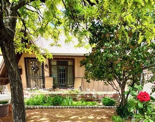 Cozy Adobe Casita 2 miles from Dtwn Albuquerque