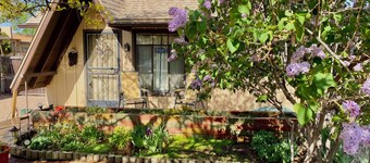 Cozy Adobe Casita 2 miles from Dtwn Albuquerque