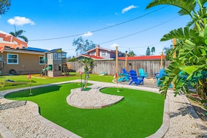 Property grounds - Pool, Firepit, Mini-Golf, Arcade Games, Bunk Beds with slide, and much more! (Clearwater)