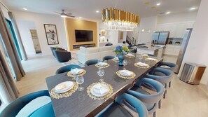 Dining - Orlando 10-Bedroom Mansion in Paradiso Grande – Perfect for Large Groups! (Orlando)