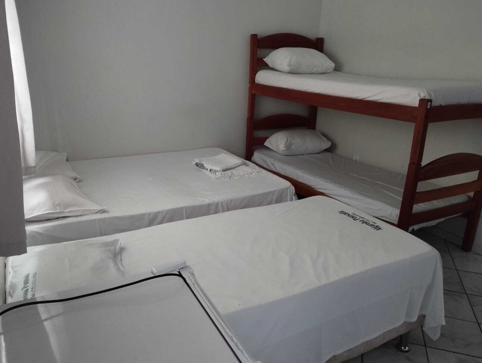 Vierbettzimmer | Kostenloses WLAN, Bettwäsche