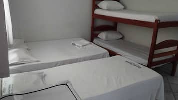 Quadruple Room | Free WiFi, bed sheets