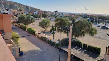 Vue depuis lâhĂ©bergement