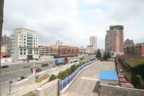 Unclassified image, 3 of 35, button - Rest Comfort Hotel(Shanghai North Bund Ningguo Road Subway Station) (Shanghai)