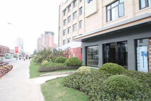 Unclassified image, 4 of 35, button - Rest Comfort Hotel(Shanghai North Bund Ningguo Road Subway Station) (Shanghai)