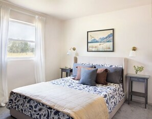 2 bedrooms, WiFi, bed sheets