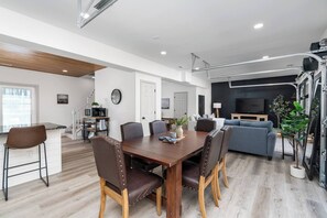Dining - Pickleball | 2 Master Suites | Fire Pit | Game Rm (Nellysford)
