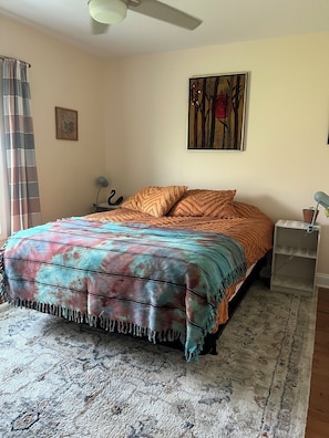 2 bedrooms, free WiFi, bed sheets, wheelchair access