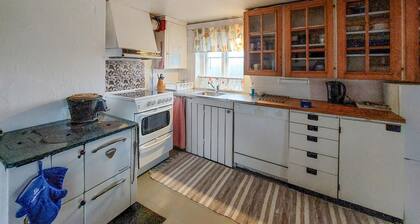 Cozy home in Förslöv with WiFi