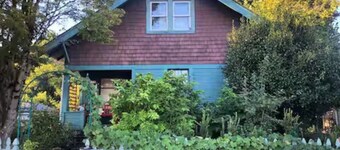 Charming 1910 farmhouse in Portland, near Trader Joe's and Reed College