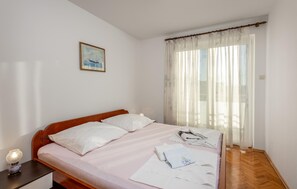 2 habitaciones, wifi gratis y ropa de cama 