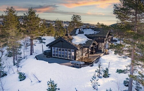 Awesome home in Drangedal with sauna