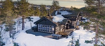 Awesome home in Drangedal with sauna