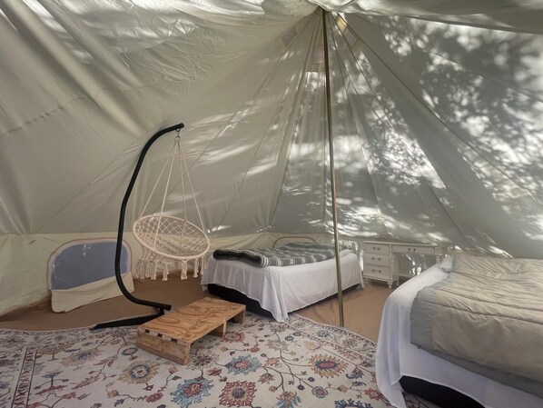 1 habitación, escritorio, wifi y ropa de cama 