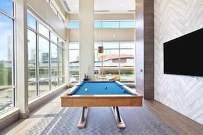 Spielezimmer