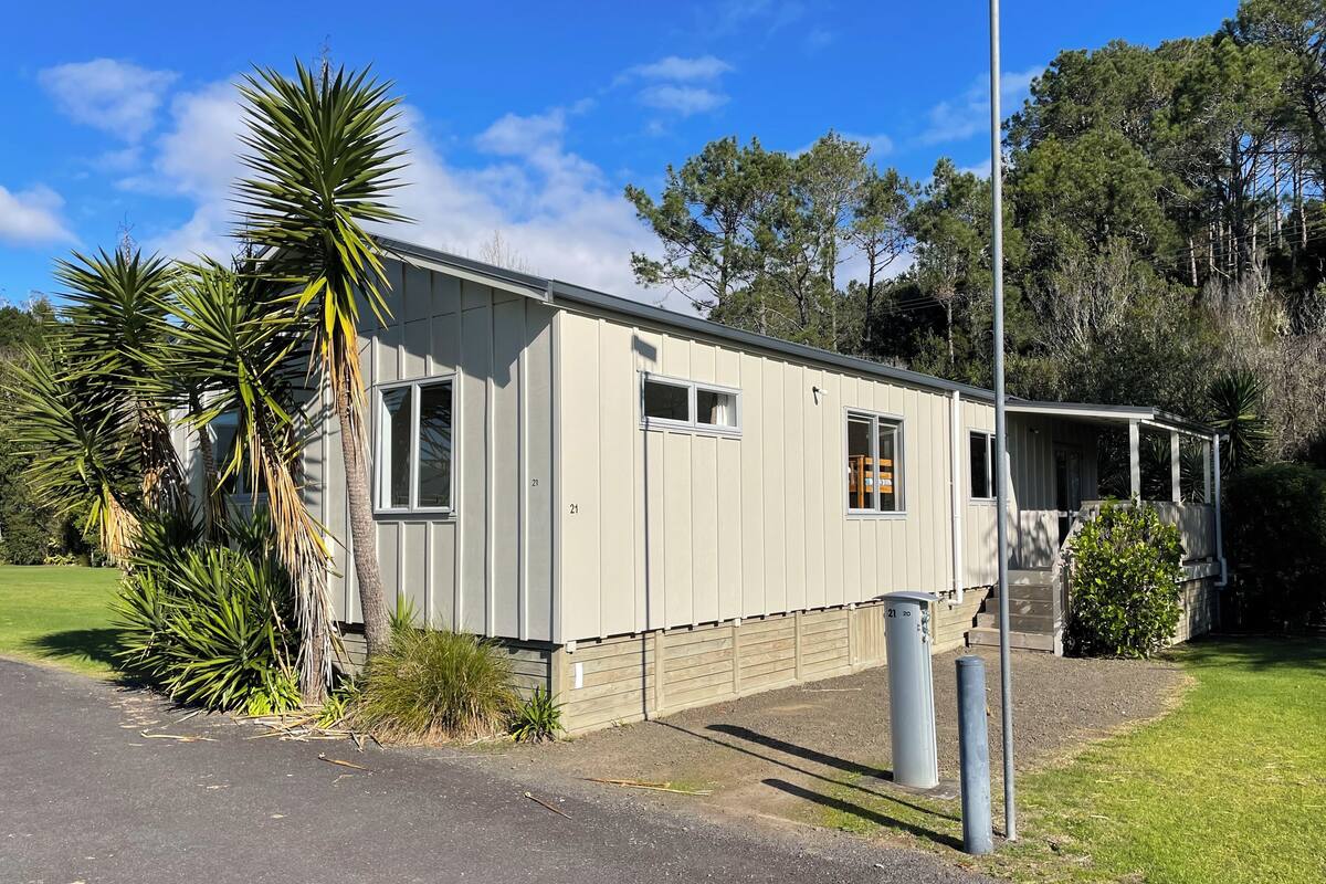 Family Chalet, 3 Bedrooms | 2 bedrooms, iron/ironing board, free WiFi