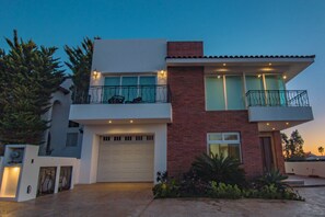 Exterior - Coastal Paradise in Bajamar – Golf, Luxury, and Comfort (Ensenada)