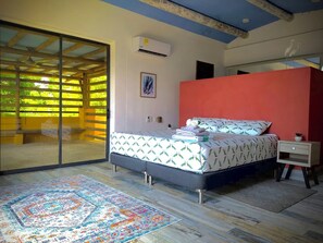 3 soverom, skrivebord, strykejern/-brett og wi-fi (inkludert)