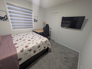 1 bedroom, desk, iron/ironing board, free WiFi