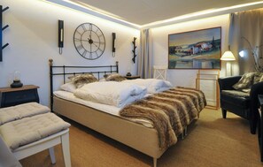 5 bedrooms