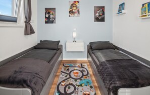 2 Schlafzimmer, Reisekinderbett, kostenloses WLAN
