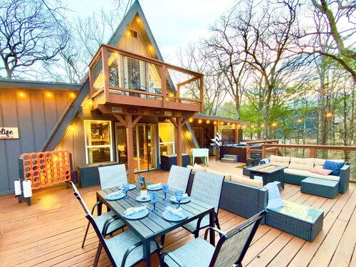 Stunning A-Frame Getaway | Hot Tub + Walk to Lake