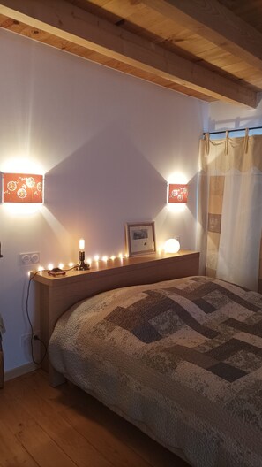 1 bedroom, WiFi, bed sheets