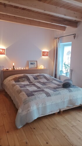 Spacious guest rooms for 1 to 3 people at l'échappée belle in Ardèche!