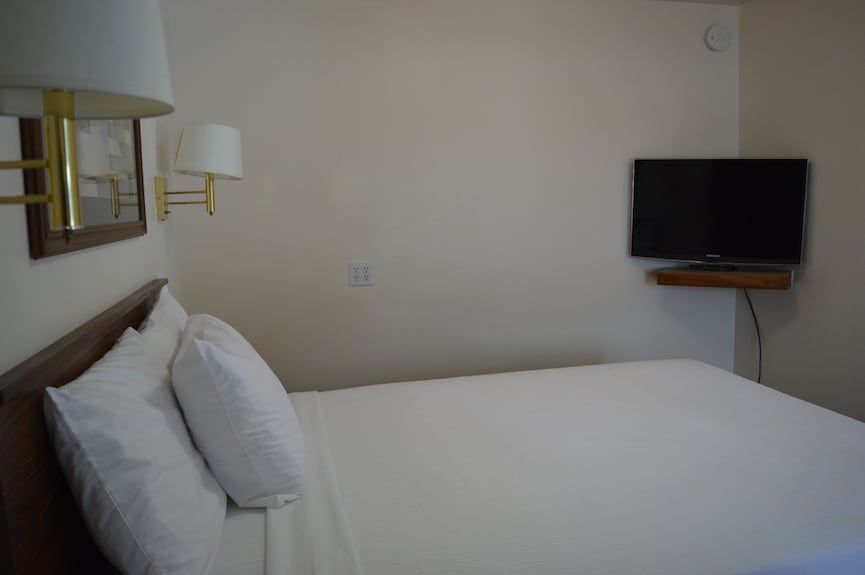 #16 Family Suite , 3 Beds With Wifi, And Ac In Columbia Falls, 20 Mi To Gnp - Columbia Falls, MT