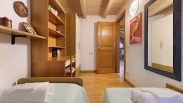 3 bedrooms, free WiFi, bed sheets
