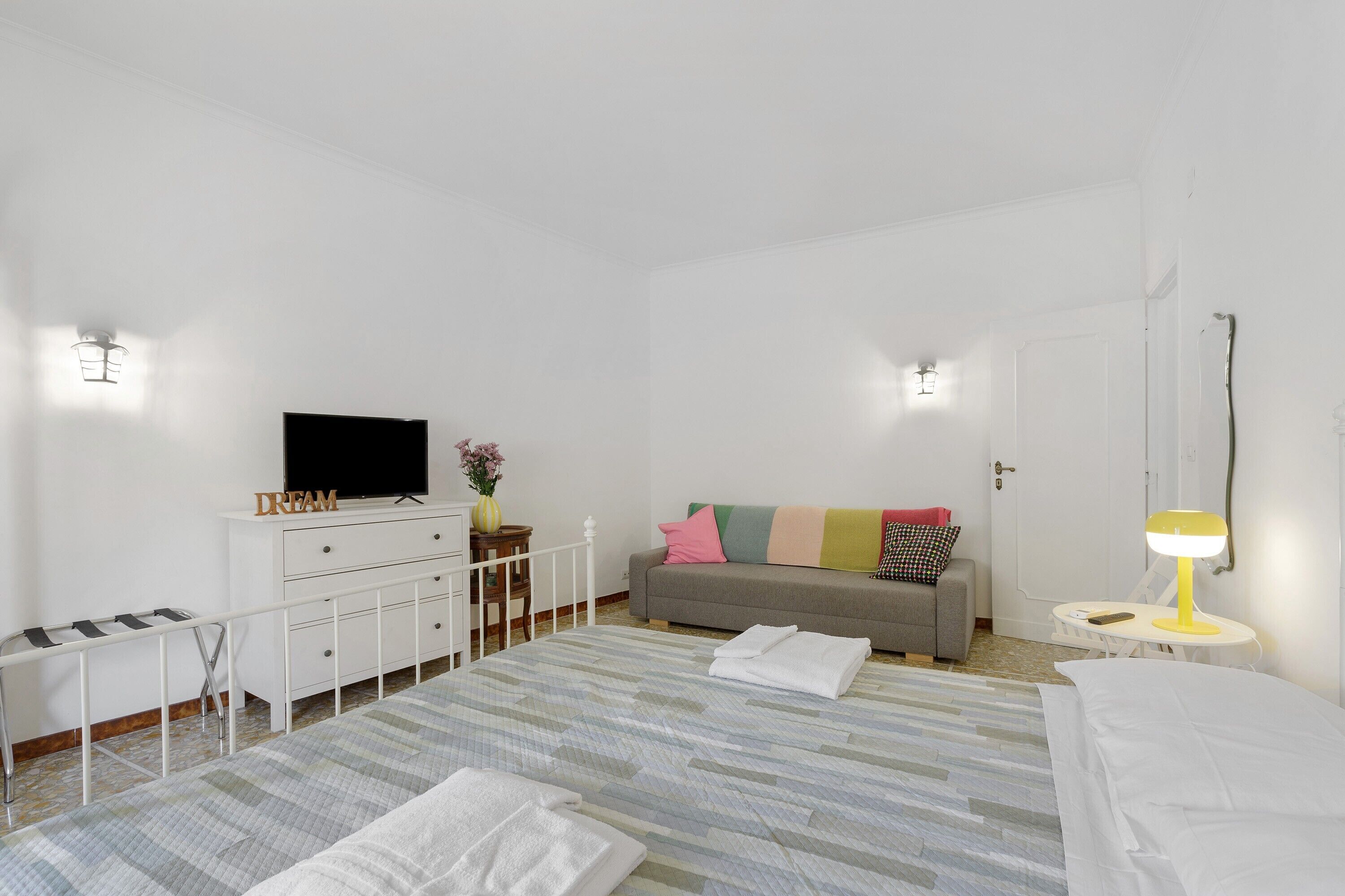 2 bedrooms, free WiFi, bed sheets
