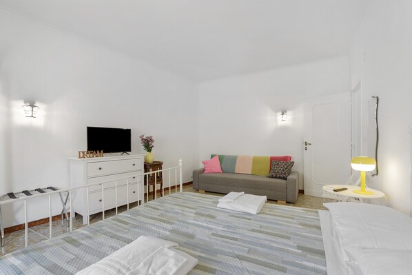 2 bedrooms, free WiFi, bed sheets