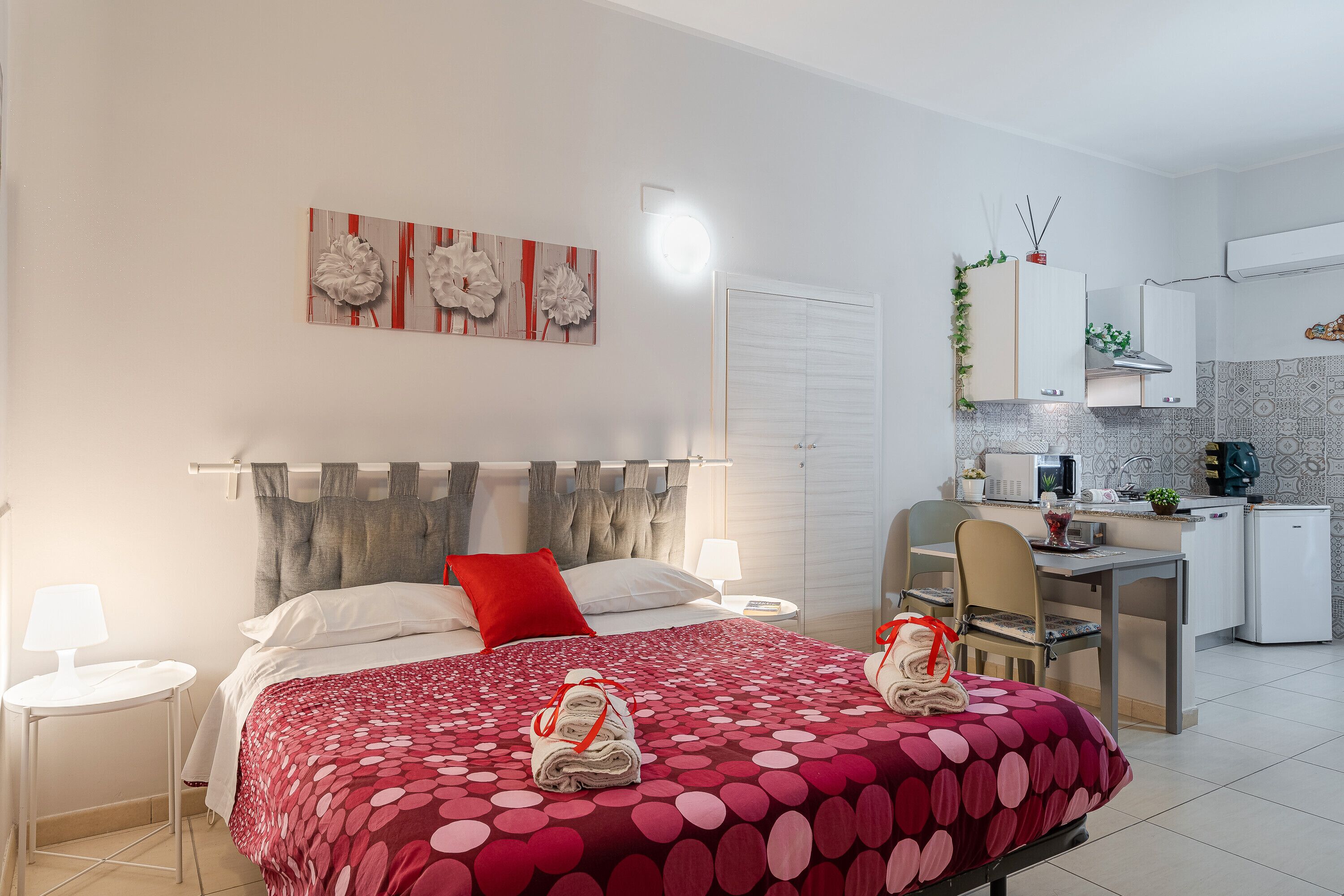 1 chambre, fer et planche à repasser, Wi-Fi gratuit, draps fournis