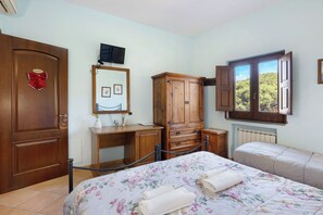 1 chambre, Wi-Fi gratuit, draps fournis