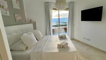 2 slaapkamers, een strijkplank/strijkijzer, gratis wifi, beddengoed