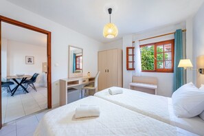 Free WiFi, bed sheets - Apartment 'Superior  Type C' with Shared Terrace, Wi-Fi and Air Conditioning (Kavos)
