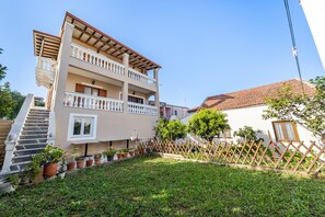 Exterior - Studio Apartment '2 Standard' with Shared Terrace, Wi-Fi and Air Conditioning (Kavos)