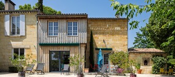 Le Clos de la Capelle – Charm & Comfort in Libourne, Private Garden and Spacious Areas for 8 People