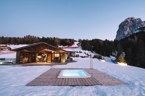 Chalet 'Ski' avec vue sur la montagne, terrasse privée et Wi-Fi