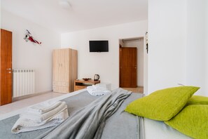 1 Schlafzimmer, Bügeleisen/Bügelbrett, kostenloses WLAN, Bettwäsche