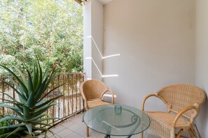 Property grounds - 'Andromeda' Room with Shared Terrace, Wi-Fi and Air Conditioning (Otranto)