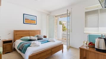 1 chambre, fer et planche à repasser, Wi-Fi gratuit, draps fournis